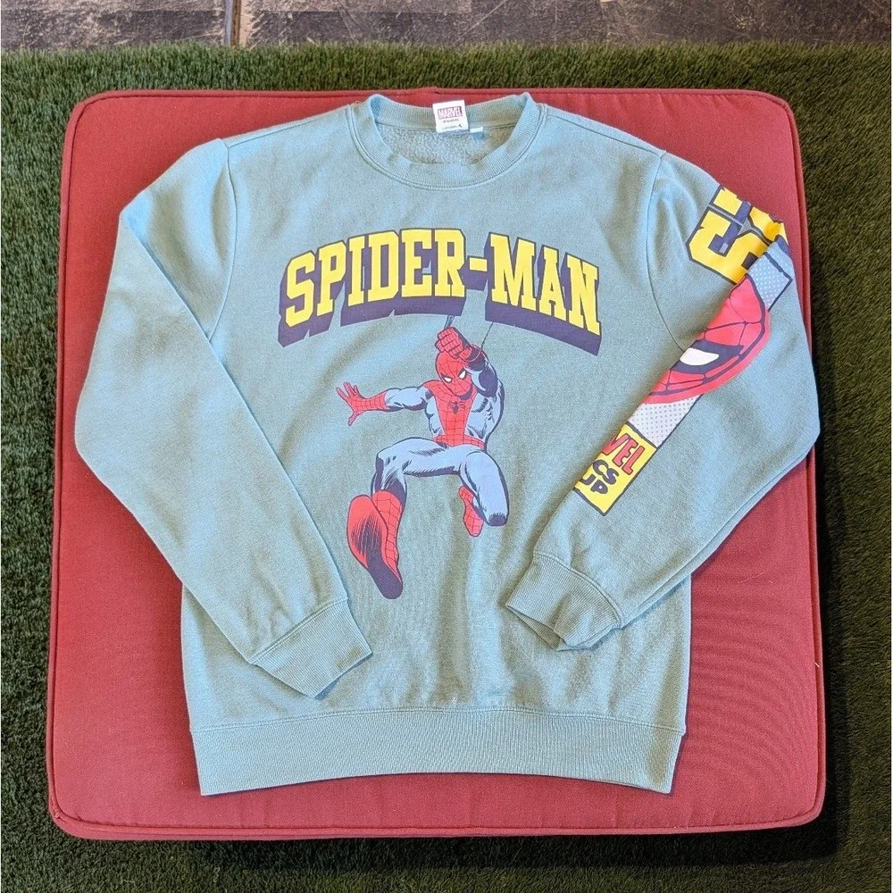 Marvel Spiderman Sweater Size Men Small Like New